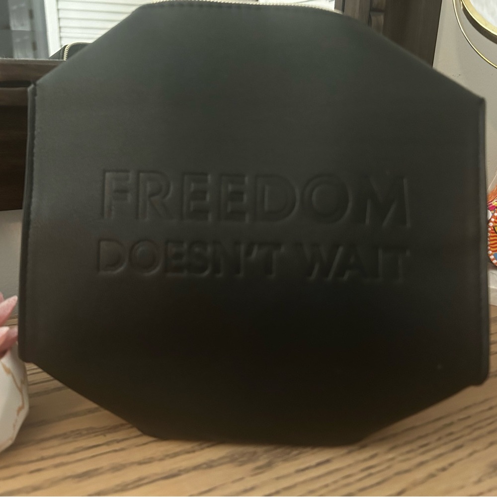 Black YSL (Yves Saint Laurent) Beaute 
Cosmetics bag 🖤🖤🖤
Freedom Doesn’t Wait